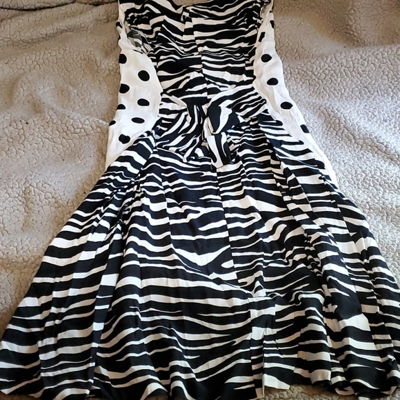 Alysi Creme Dress NWT - Picture 10 of 11